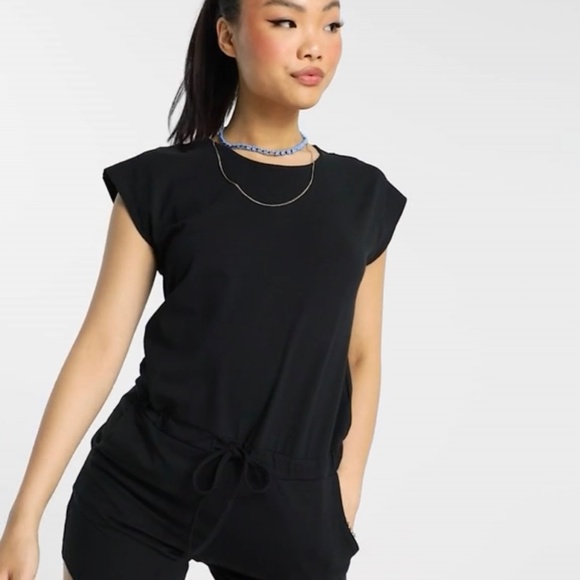 Black t shirt romper - Picture 2 of 3